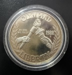 Moeda Estrangeira, USA, Comemorativa as Olimpíadas de Seul, Valor 1 Dollar, Ano 1988, Prata, Peso 27 g, Flor de Cunho.