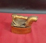 RARO FERRO DE PASSAR  MACHAMBAMBOM  , FERRO DE PASSAR PARA CRIANCA ABERTURA PRA COLOCRA BRASA PLACA DO FABRICANTE NO ESTADO PEQUENAS  amarrações PRA  segurança MARCAS DO TEMPO COM FOLHA DE OURO.