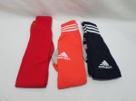Lote com 3 pares de meião de futebol, sendo 2 da adidas. Tam 39-43. Peças em perfeito estado de sonservação.
