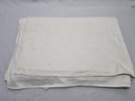 Linda toalha de mesa branca em algodão. Medindo 240cm x 180cm.
