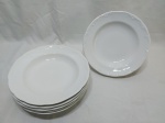 Jogo de 6 pratos fundos de massa, sopa em porcelana branca com relevo na borda. Medindo 23cm de diâmetro