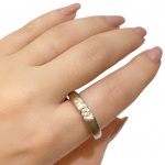 NATAN - Anel Solitário em Ouro Branco 18kt com detalhes em Ouro fosco, Brilhante de aproximadamente 0,20Ct - Medida:19 - Peso:5,80Gr