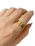 H STERN - Anel em Ouro Amarelo 18kt Fosqueado, Com detalhes em brilhantes - Peso:4,90Gr - Medida:16