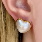 Brinco em Ouro Amarelo 18Kt Com Pérola Barroca em Forma de coração - Peso:3,90Gr