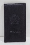 PORTA CREDENCIAL EM COURO - DEPUTADO. NUNCA USADO. MEDINDO 10.5 X 6 CM