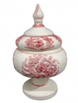 ANTIGO POTICHE NO FORMATO DE PINHA EM PORCELANA COM DECORAÇÃO FLORAL EM ALTO-RELEVO. MEDINDO 32 X 18 X 18 CM