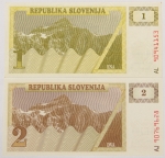 Numismática, INTERNACIONAL. Duas Cédulas SLOVENSKA Flor de Estampa