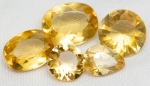 Citrino. 5 lindas peças. 15,1 ct. Lapidações variadas.