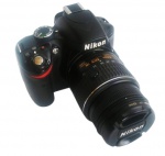 Máquina Fotográfica digital NIKON modelo D3200 com lente 55mm também da NIKON, acompanha bolsa, carregador, dois cartões de memória, caixa original e manual. Máquina em ótimo estado e de um único dono. VEJA FOTOS EXTRA.