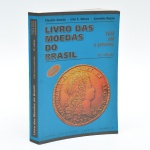 Catálogo - Livro de moedas do Brasil 12ª edição  (encadernamento brochura). Ilustrações em PB com 432 págionas. 21x14,5 cm.