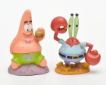 Lote contendo 2 pequenos brinquedos em plastico rígido do desenho BOB ESPONJA. 7x4 cm.