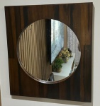 JORGE ZALSZUPIN- espelho anos 60 em jacaranda taqueado Medidas 50 x 60 x 3