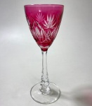BACCARAT- FRANÇA- SÉC XIX - CALICE EM CRISTAL BACCARAT, LAPIDAÇÃO PONTA DE DIAMANTE NA COR VERMELHA. MEDIDAS: 12 CM DE ALT.