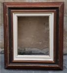 Moldura em madeira grande formato medida interna 41 cm por 33 cm e total externo 70 cm por 63 cm, Apresentam desgastes no verniz e pintura.