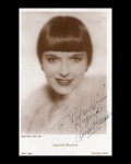cartão postal - Louise Brooks (atriz de cinema americana durante as décadas de 1920 e 1930) - com dedicatória autografada - verso endereçado - bem conservado - (14x9)cm.