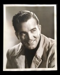 fotografia - John Payne (1912-1989) - ator de cinema americano - fotografia original - studio porter em ótimo estado de conservação - verso com nome escrito - (25,5x20,5)cm.