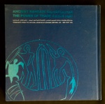catálogo - Ancient Bahrain the power of trade - Highlights from the national museum of Bahrain (Antigo Bahrein, o poder do comércio - Destaques do museu nacional do Bahrein) - Pierre Lombard (curadoria) - Bahrain National Museum - 2014 - bilíngue inglês/árabe - 195 p. - capa dura e parte interna em excelente estado de conservação - (26X26) cm.
