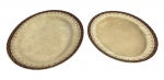 Par de travessas de servir ovais Alfred Meakin, England, louça craquelada bege com borda bordô e detalhes a ouro. Marcas do tempo. -dim- 20x26/ 23x29
