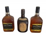 Whisky Old Parr e duas garrafas do Natu Nobilis , lacrados 