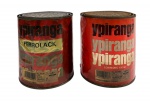 Lote de colecionismo com 2 latas antigas de 900ml de tintas Ypiranga/Akzo Nobel, modelos Ferrolack Preto (vál. 03/99) e Primer Cromato de Zinco (vál. 02/00), ambas com sinais de corrosão superficial nas tampas. -dim- 10,5d 12a.
