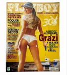 Revista Playboy Brasil, Edição de Colecionador de Agosto de 2005 (Nº 362), apresentando Grazi Massafera. Em bom estado de conservação, item de colecionador. Marcas do tempo.