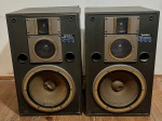 Caixas de som Technics SB-G210B, uma funcionado e outra precisando revisar - dim - 35x28x58