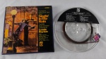 FITA DE ROLO 3-3/4 IPS 4 PISTAS - TRILHA SONORA DO FILME CANTANDO NA CHUVA ( SINGIN IN THE RAIN) - IMPORTADO U.S.A - EM BOM ESTADO - SEM TESTES - BOX COM MANCHAS