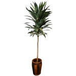 Cachepot/vaso executado em bambu, cobre e etc. com dracena artificial e cascas de madeira como forração, Alt. 45, Diam. 33 , Alt. 186 cm.