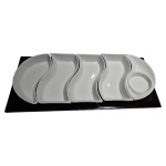 Bandeja com 5 travessas para petit fous em porcelana branca, 37 x 16 cm.
