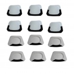 Doze pratos em porcelana Schmidt nas cores preto e branco com bordas oitavadas sendo 6 principais e 6 para sopa, 26 x 26 e 22 x 22 cm.