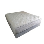 Cama box para casal queen size, 150 x 199 cm.