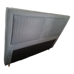 Cabeceira para cama, em suede pespontado, Com. 150, Alt. 107, Prof. 10 cm.