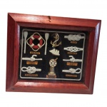 Quadro com motivos alusivos a marinha com nós e outras artes navais, 27 x 23 cm.