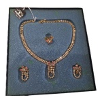 Asfour Crystal Pbo30%, Colar, par de brincos e anel com pedras translúcidas e rosa