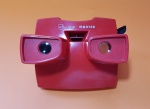 Antigo Visor Estereoscópio - 3D - VIEW-MASTER, na cor vermelha - Made in Belgica