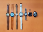 Relógios diversos 7 unidades, precisa trocar a bateria, e colocar pulseiras em alguns, marcas: Mondaine, Champion, Monte Carlo Joias, Technos, XL e Quemex, Made in Japan - Vendidos sem testes!