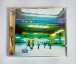 Conservado e Original CD - NINE DAYS  - THE MADDING CROWD - EPIC - Possui encarte com letras das músicas - Conforme fotos.
