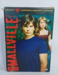 DVD - Conservado e Original - 4ª Temporada Completa - SMALLVILLE - 2004/2005 - 6 Discos - Medida: 19 cm x 14 cm x 3 cm. Conforme fotos.