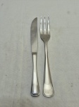 Par de talher de servir em aço inox Tramontina. Medindo o garfo 25,5cm e a faca 27cm.