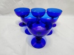 Jogo de 6 taças de sorvete, sobremesa em demicristal azul cobalto. Medindo 9,5cm x 10cm de altura.