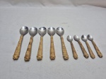 Jogo de 9 colheres em aço inxo revestida com ratam. Sendo 5 de chocolate/chá e 4 de café.