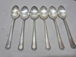 Jogo de 6 colheres de sopa em prata 90 Wolff, modelo grego. Medindo 20cm de comprimento. Necessita de limpeza.