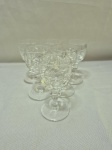 Jogo de 6 taças de licor em cristal inglês Thos Webb ricamente lapidado. Medindo 4cm x 8cm de altura.