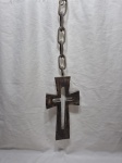 Lindo crucifixo em madeira para pendurar. Medindo 31cm x 16cm.