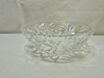 Lindo bowl em cristal ricamente lapidado. Medindo 22cm x 7cm de altura.