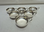 Jogo de 6 taças de sobremesa em prata 90 com pega trabalhada. Medindo 8cm x 4,5cm de altura. Com leve desgaste.