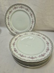 Jogo de 6 pratos de sobremesa em porcelana Real com borda floral. Medindo 26cm de diâmetro.