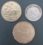 3 Moedas Estrangeiras - 3 moedas !! Dollar Canada , Dollar Australia e Alemanha  bem antiga e bonita !! acervo de colecionador !!