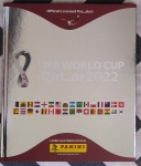 Colecionismo - Album de figurinhas da Copa do Mundo de 2022 !! 100 % completo !! capa dura , edição cor Prata !! !! edição Panini !! valor de mercado = 450,00 Reais , valor inicial muito abaixo de mercado !!