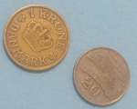 2 Moedas Dinamarca !! Rarridade ano de 1926 valor de  1 Krone + e Comemorativa Zimbabwe !